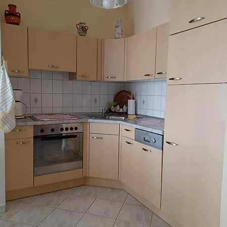 Vikica Barbat na Rabu