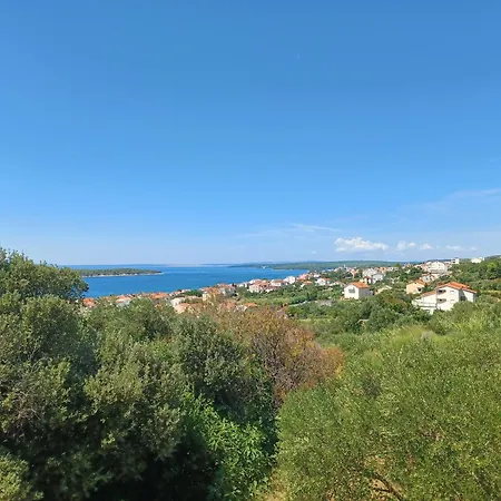 Vikica アパート *